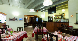 Средний зал — подробнее о зале