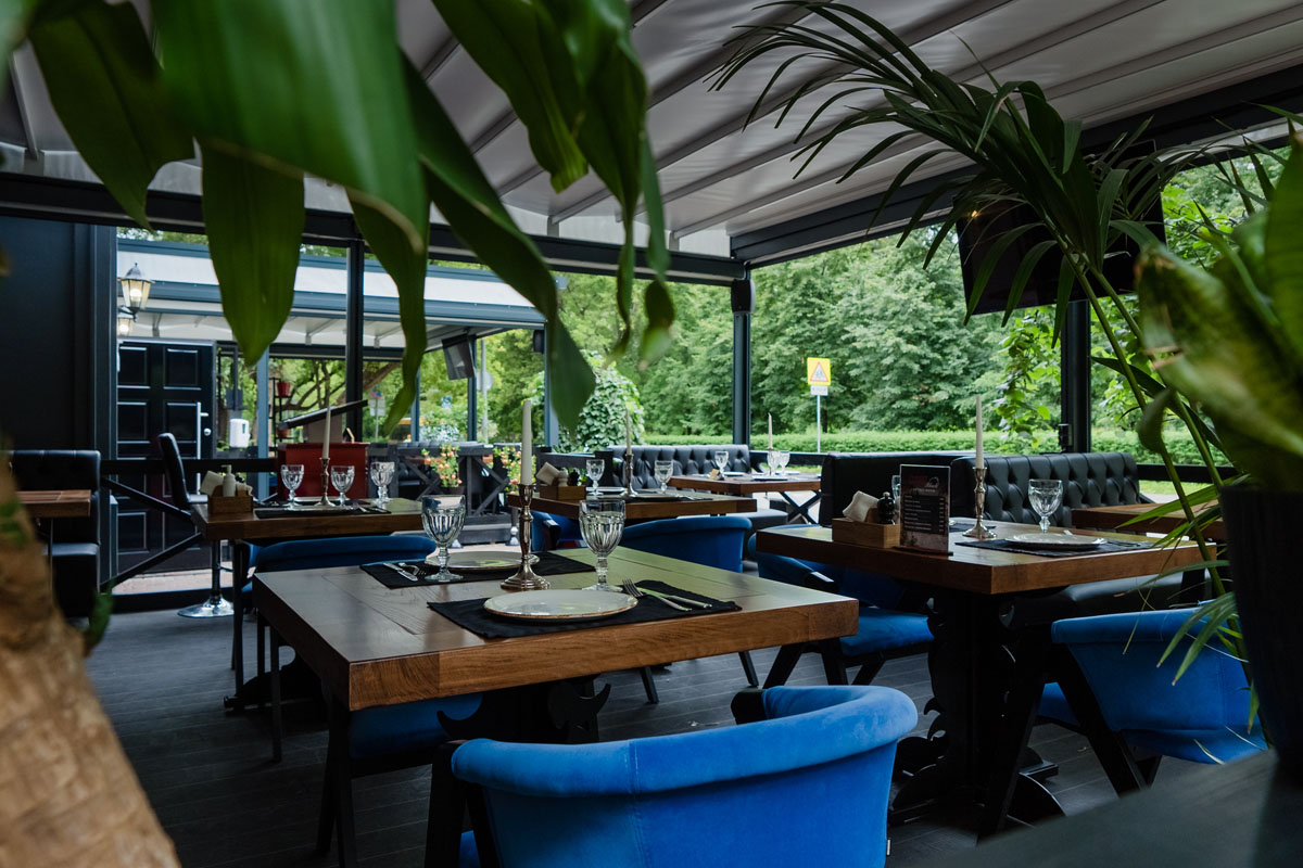 Веранда — Гранат Black