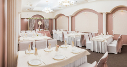 Основной зал