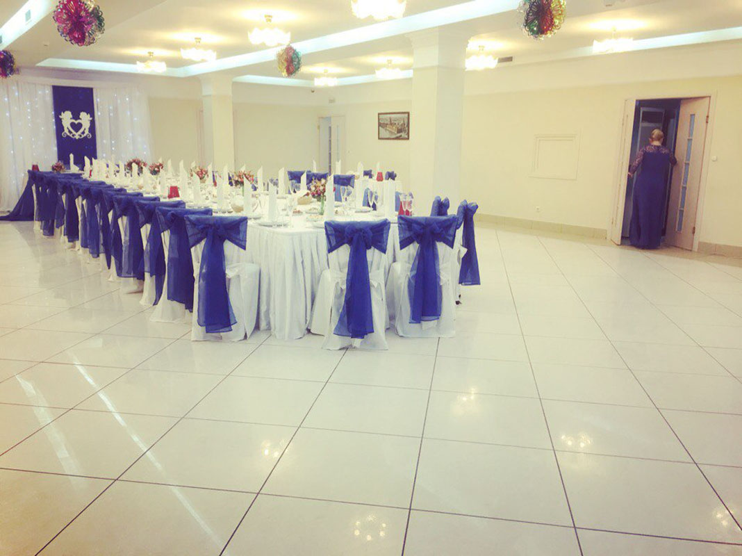 Основной зал — Вкусно Подано & Московский праздник