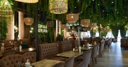 Ресторан — интерьер зала