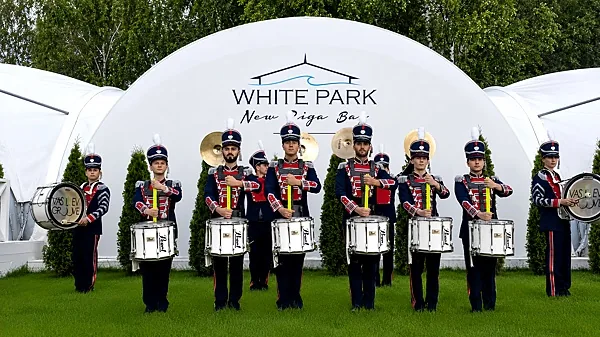Большой шатер — White Park New Riga Bay, Москва