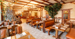 Общий зал — интерьер зала