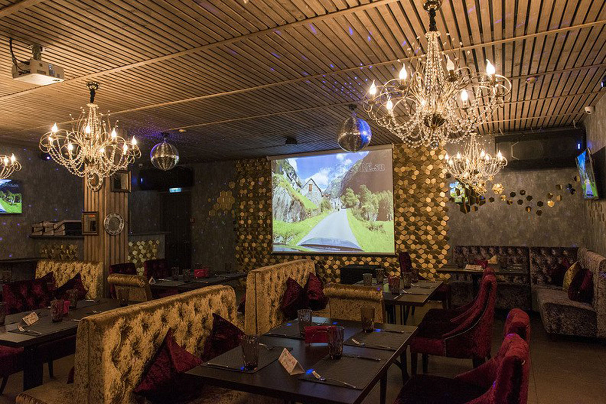 Зал 1 — Караоке-клуб Мёд