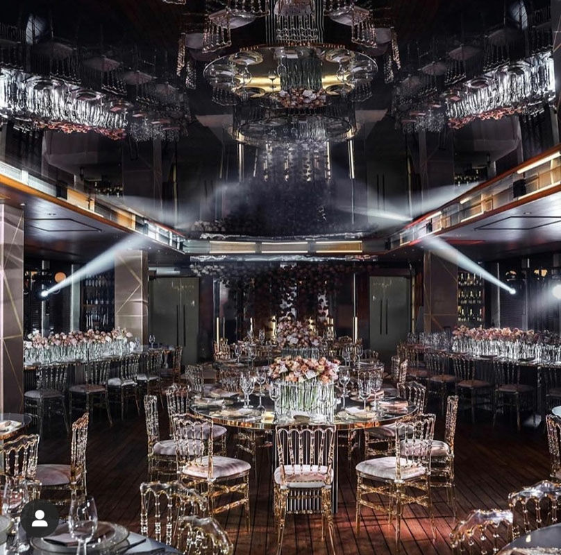 Yacht Event — Банкетный зал на нижней палубе ресторана-яхты Чайка, фото банкетного зала