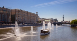 Катер Yacht Event — интерьер зала