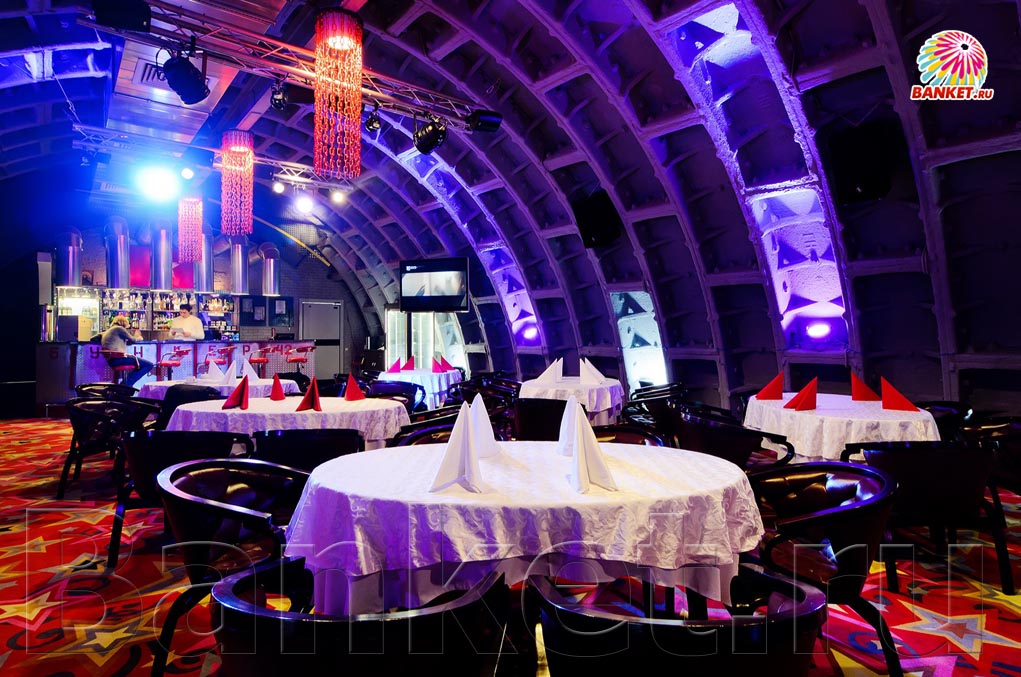 Красный зал Красный зал — фото 8