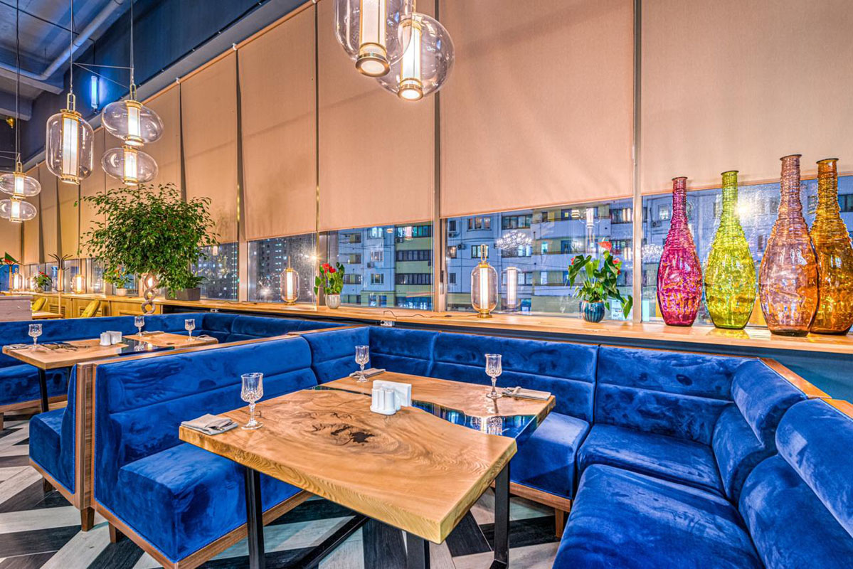 Зал со сценой — Ресторан Краснодар