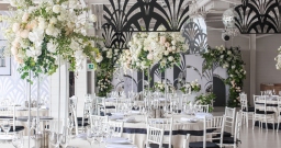 Основной зал — интерьер зала