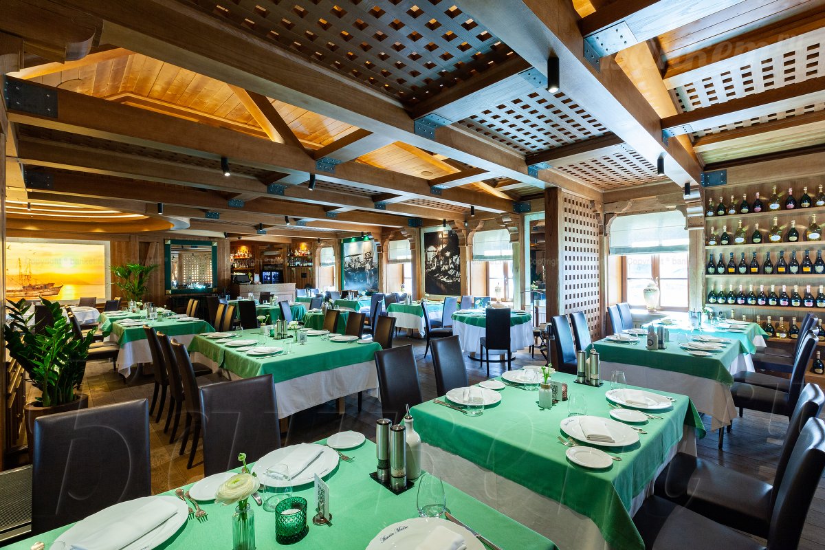 Основной зал — Assunta Madre