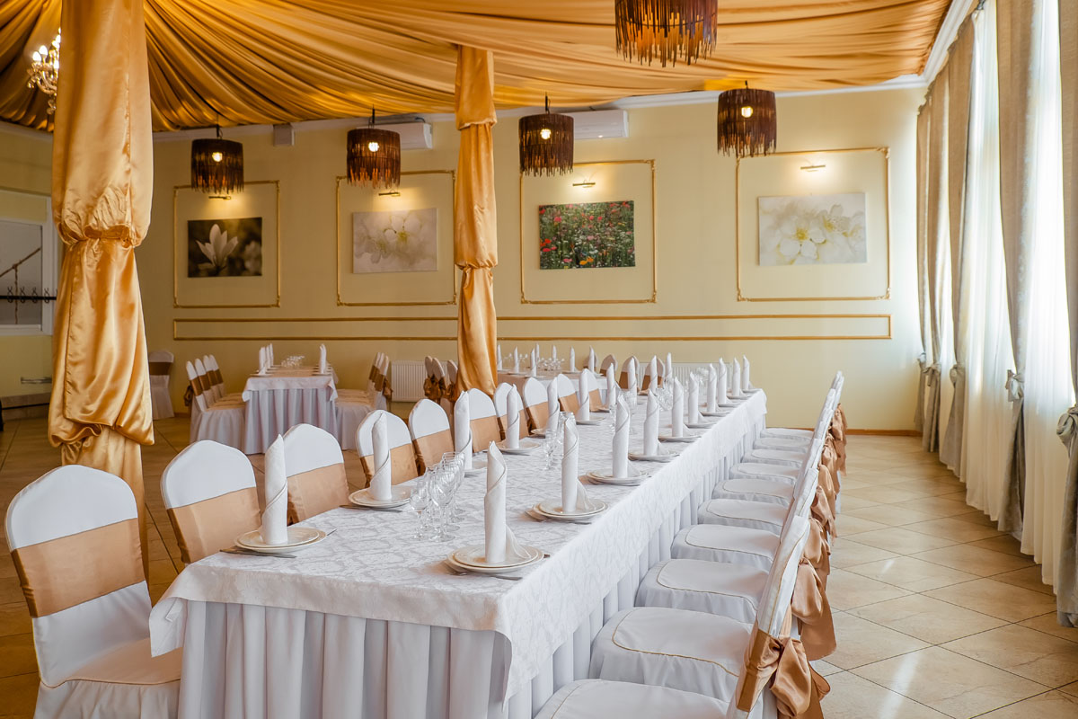 Банкетный зал — Кафе Авет