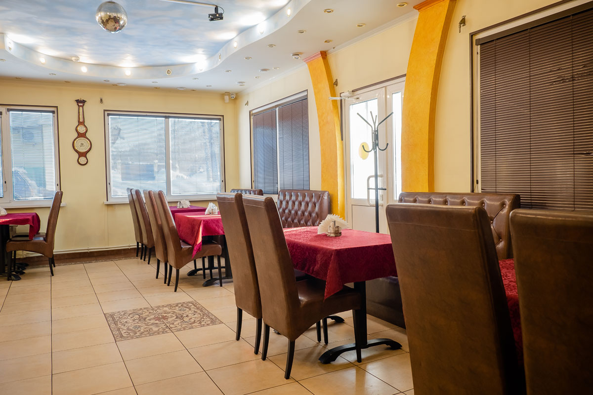 Малый зал — Кафе Авет