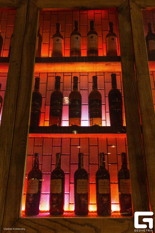 Основной зал — Панорамный ресторан Чайка