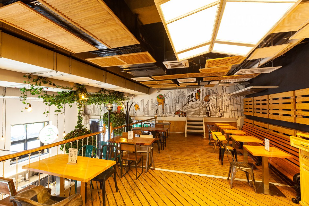 Третий балкон — Гастрономическая улица strEAT