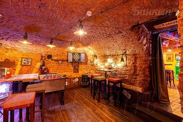 Лофт — Ирландский паб Buddy McDaniel, Москва