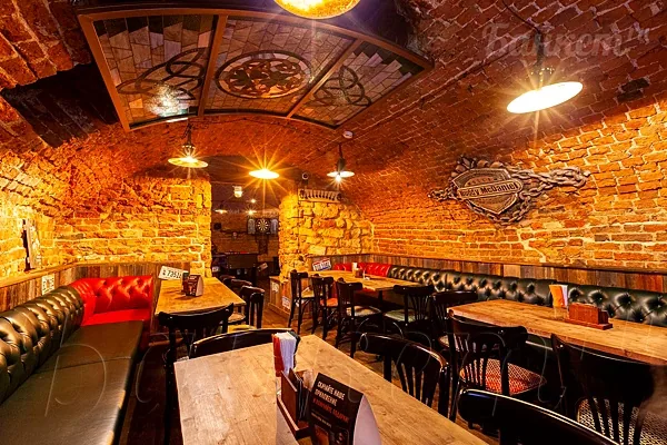 Лофт — Ирландский паб Buddy McDaniel, Москва