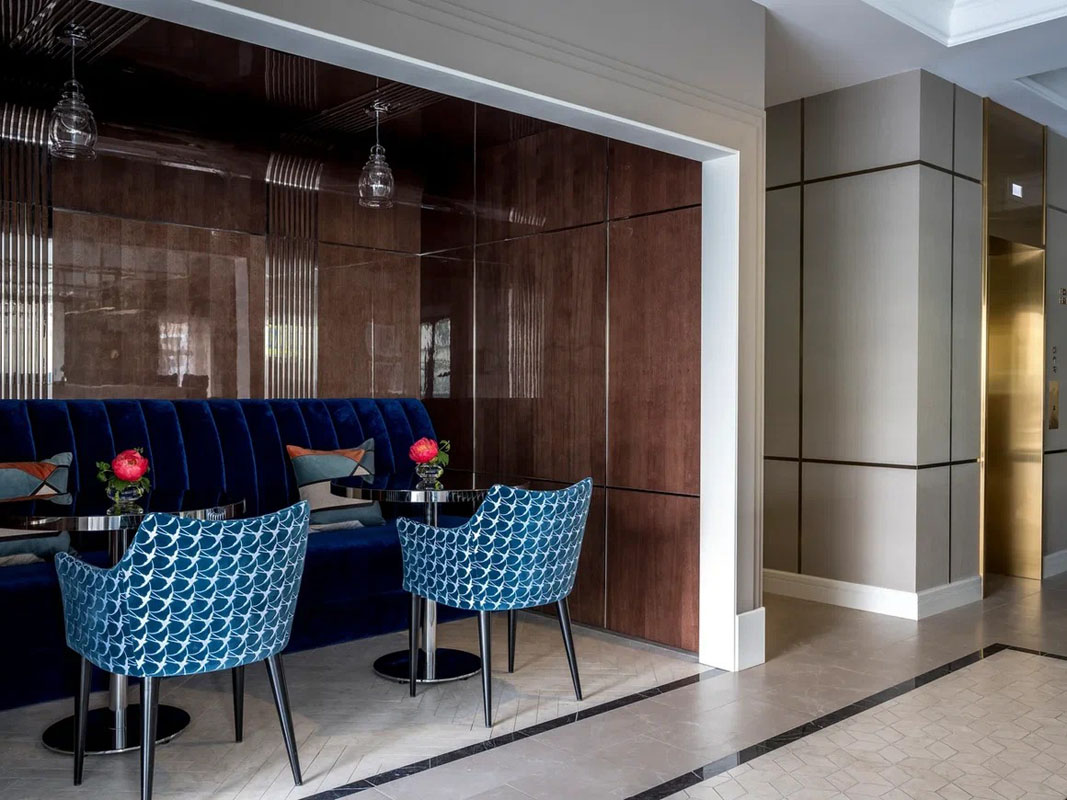 Основной зал — Chekhoff Café & Bar