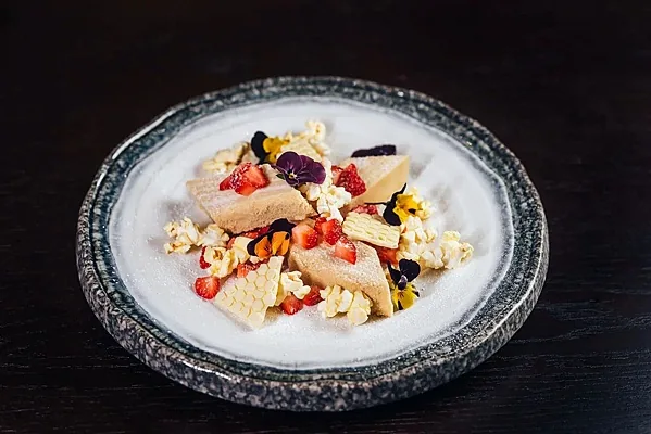 Chekhoff Café & Bar, Основной зал — фото