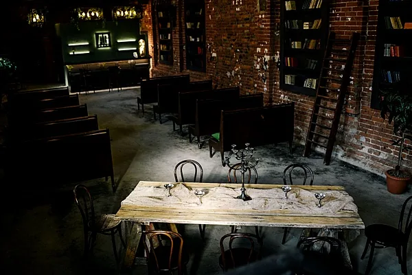 BIBLIOTEKA — AG Loft, Москва