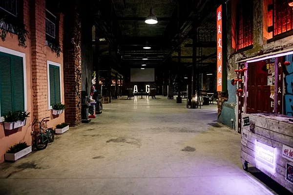 URBAN — AG Loft, Москва
