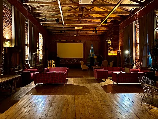 AG Loft, CHALET — фото
