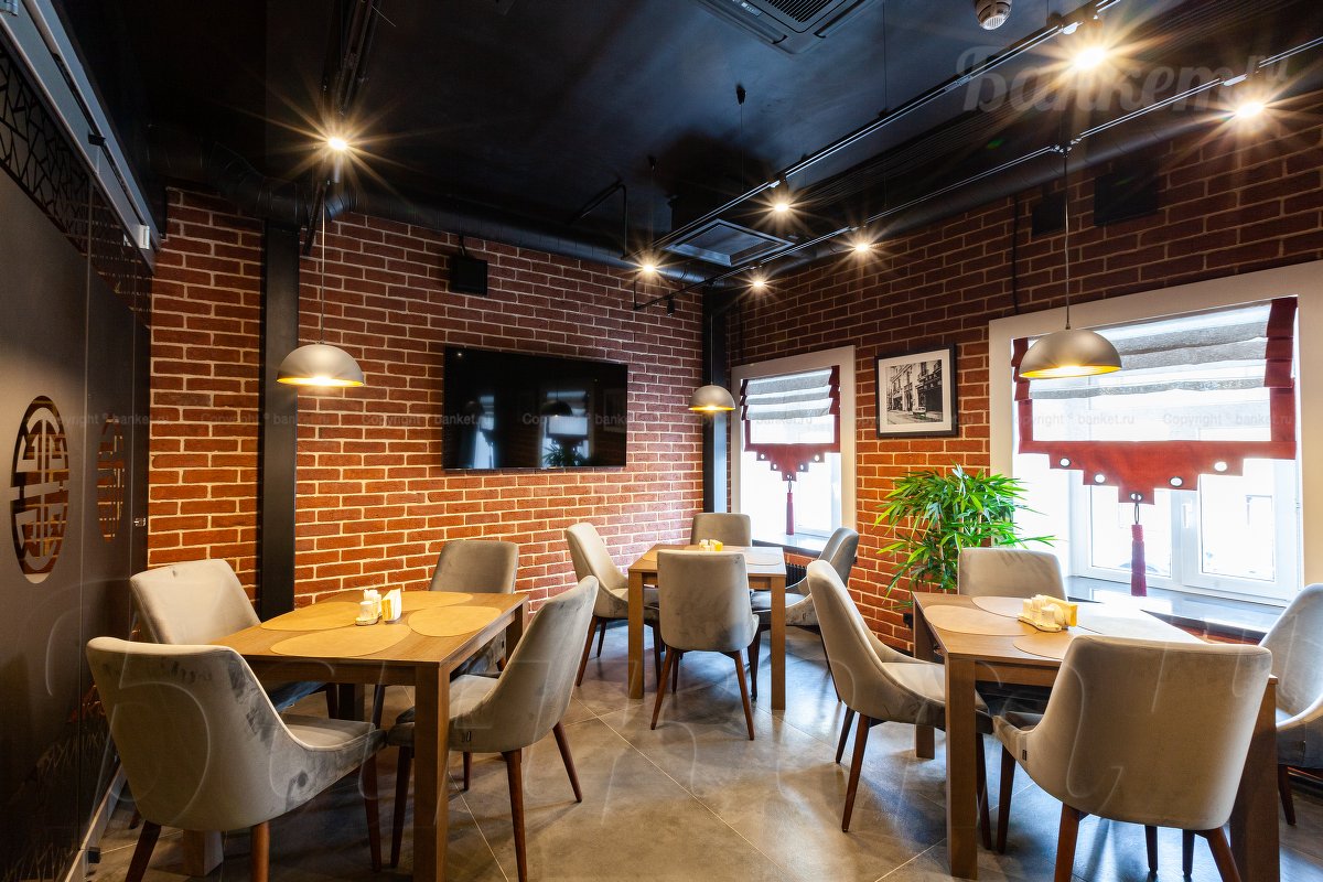 Ресторан 1-й этаж , VIP зал, малый банкетный зал Ресторан 1-й этаж , VIP зал, малый банкетный зал — фото 4