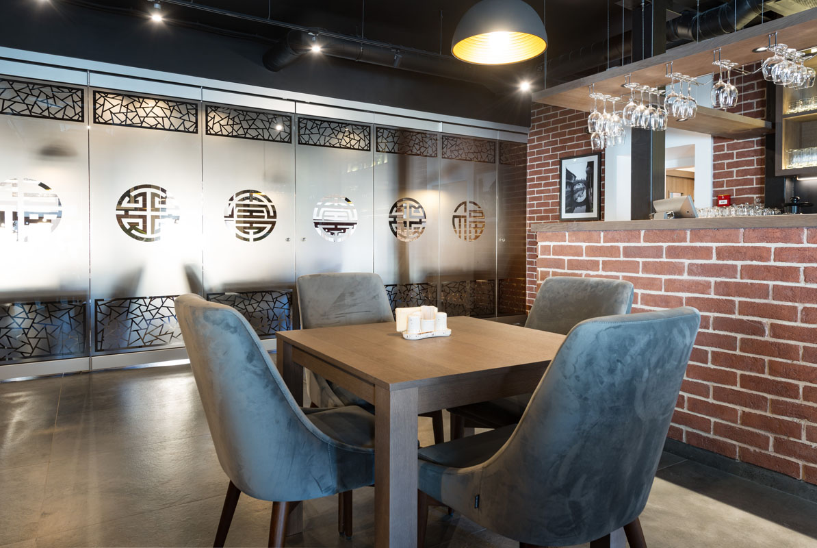 Ресторан 1-й этаж , VIP зал, малый банкетный зал Ресторан 1-й этаж , VIP зал, малый банкетный зал — фото 5