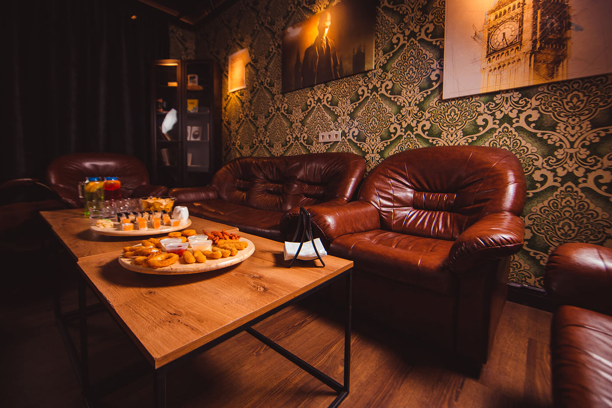 Шерлок Холмс — банкетный зал Party Hard на Орликов