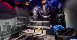 Готэм Сити Готэм Сити — интерьер зала