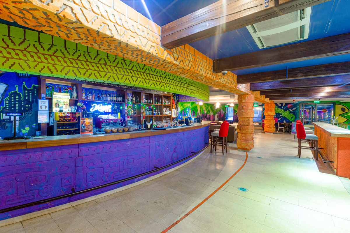 Боулинг — банкетный зал Многофункциональный комплекс Мореон, фото