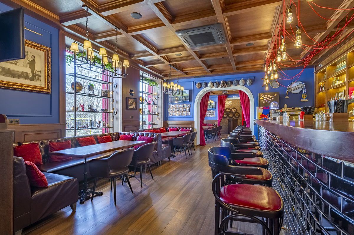 Бар Red Lion Pub — Основной зал, фото банкетного зала