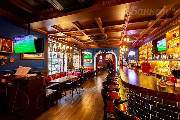 Основной зал — Бар Red Lion Pub, Москва