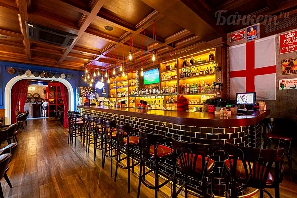 Основной зал — Бар Red Lion Pub, Москва