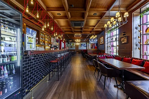 Основной зал — Бар Red Lion Pub, Москва