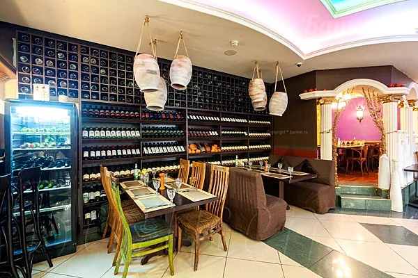 Большой зал — Очаг Grill, Москва