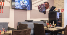 Основной зал — интерьер зала