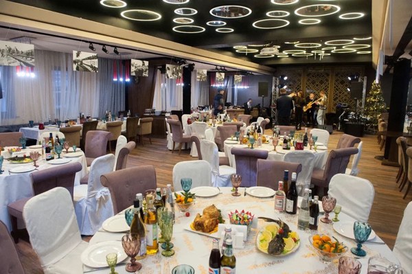 Логотип Раменки