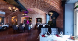 Первый зал — интерьер зала