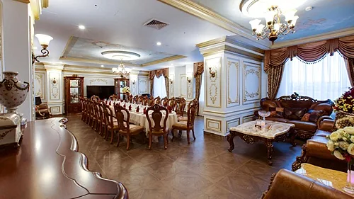 Царский зал — Ресторанный комплекс Golden Lotos, Москва
