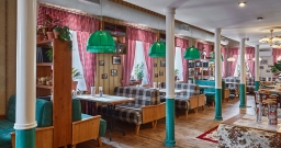 Второй этаж — подробнее о зале