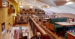 Третий этаж — интерьер зала