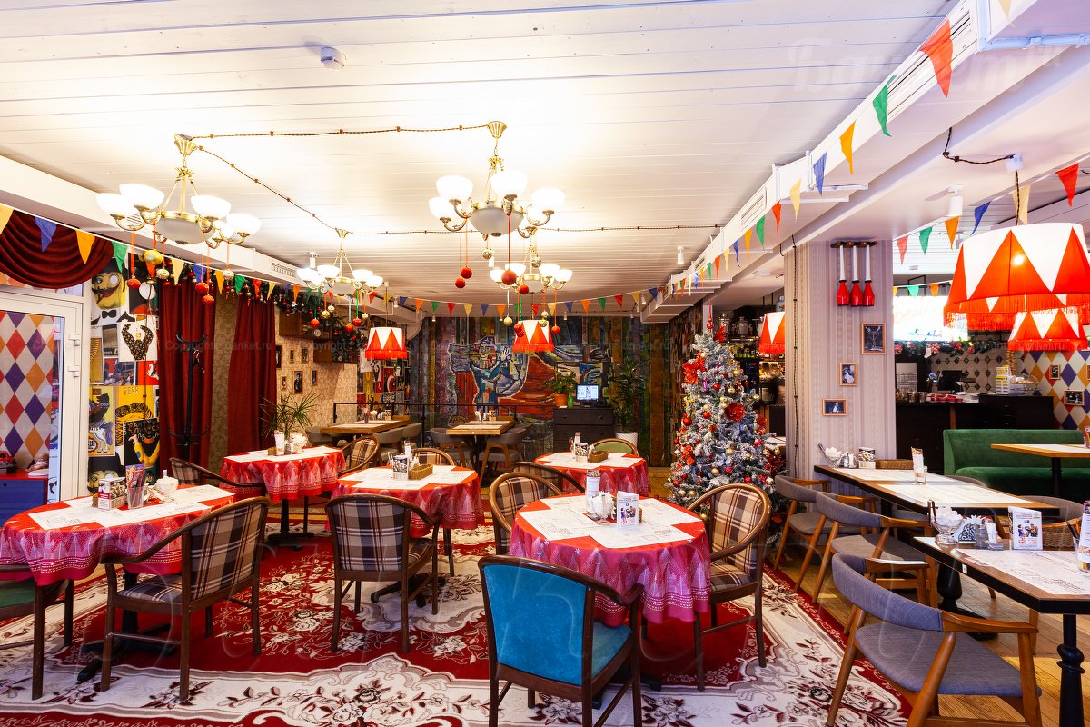 Второй этаж — Кафе Вареничная №1 на Цветном бульваре