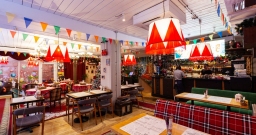 Второй этаж — подробнее о зале