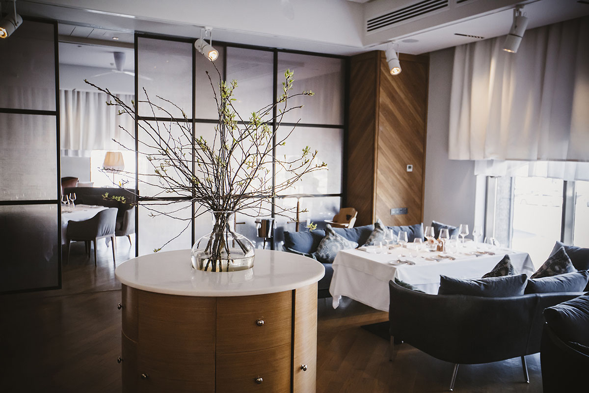 Вип зал — Ресторан Selfie