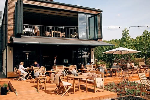 Летняя терраса — ENO bistro, Москва