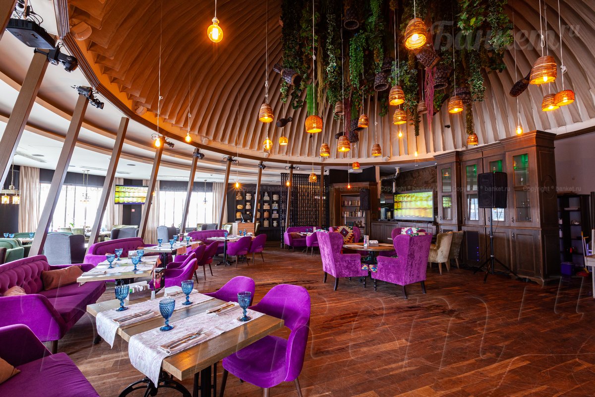 Зал 2-го этажа — Баран V Казан