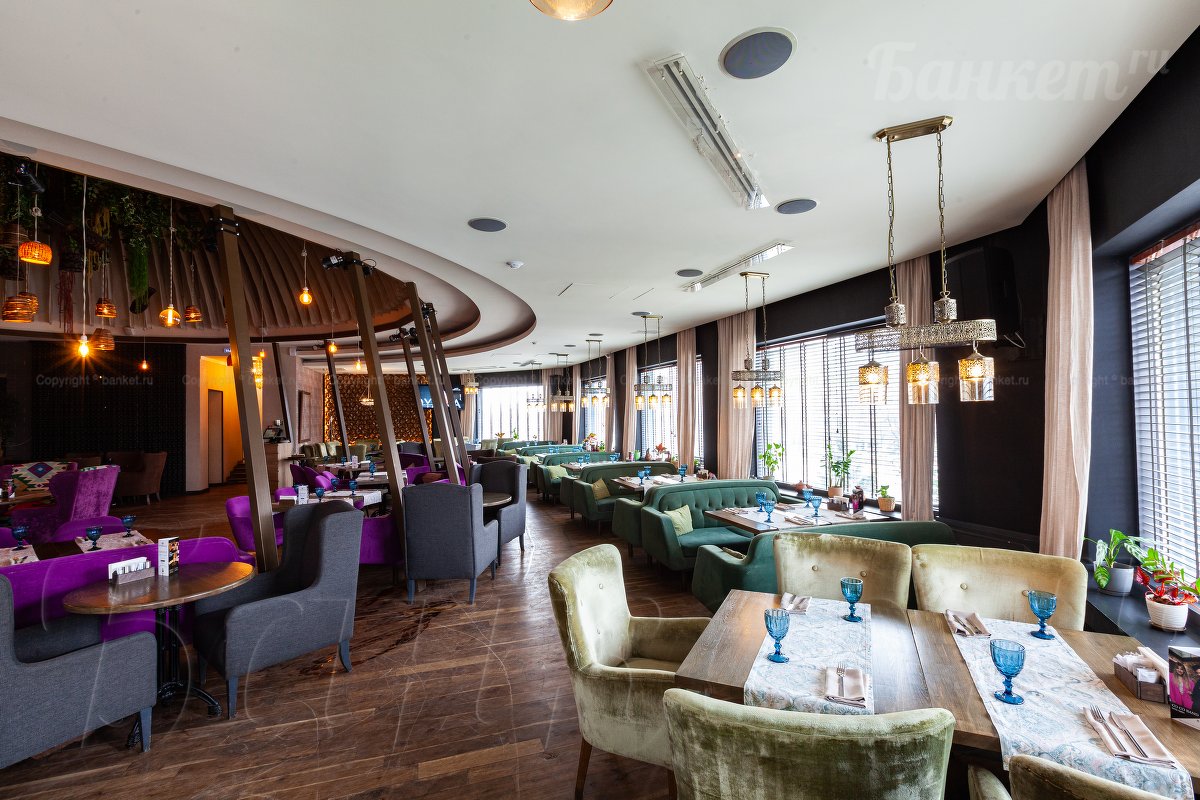 Зал 2-го этажа — Баран V Казан