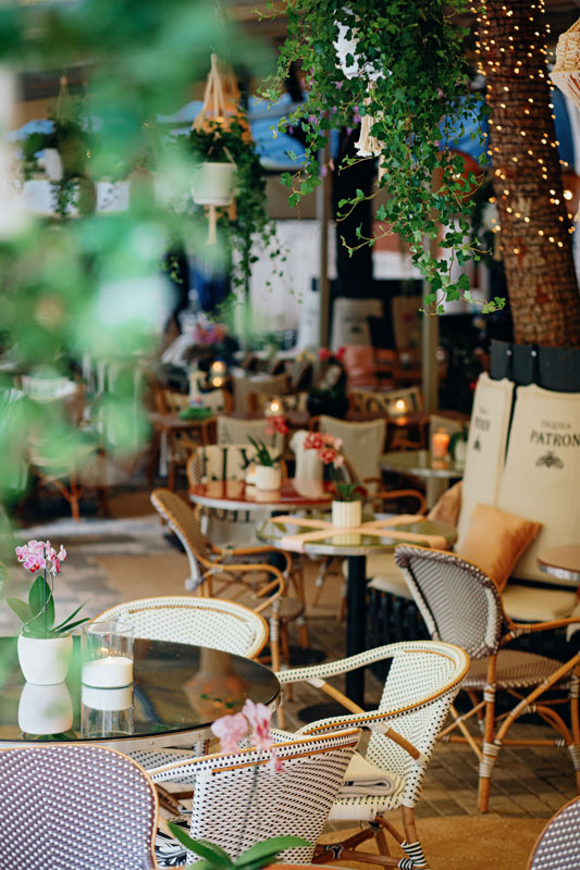 Main — Happy End Bar & Kitchen