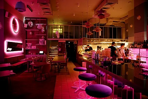 Main — Happy End Bar & Kitchen