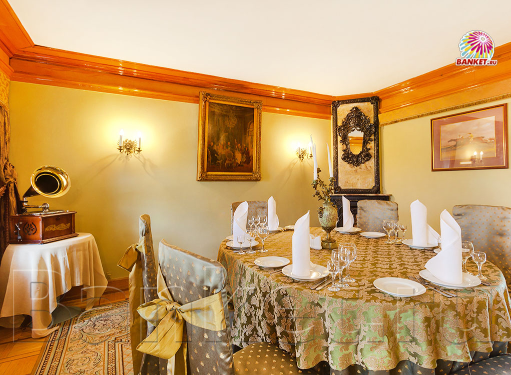 2 зал vip с камином — Ресторан Усадьба в Царицыно